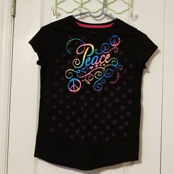 🦋3/$15💰Hanes Shirt - Picture 1 of 3